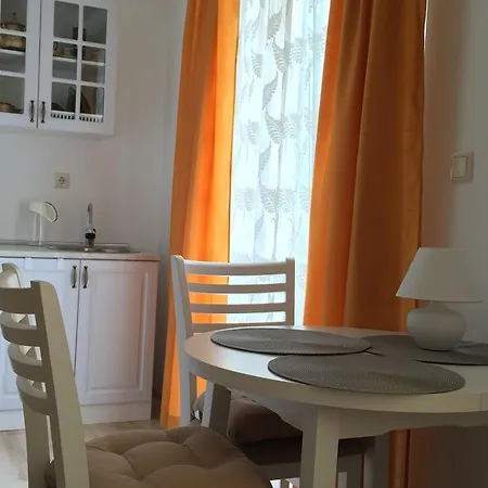 Appartement Aphrodite Gardens D208, *