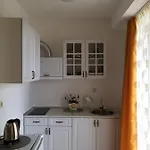 Aphrodite Gardens D208, Apartament *