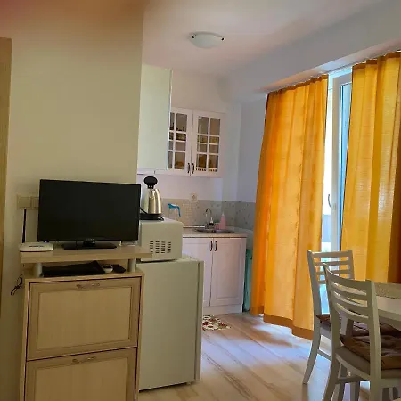 Apartment Aphrodite Gardens D208,