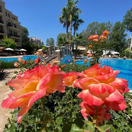 Aphrodite Gardens D208, Lägenhet Slăntjev Brjag
