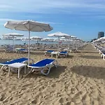 Aphrodite Gardens D208, Apartman *