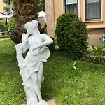 Aphrodite Gardens D208, * Napospart